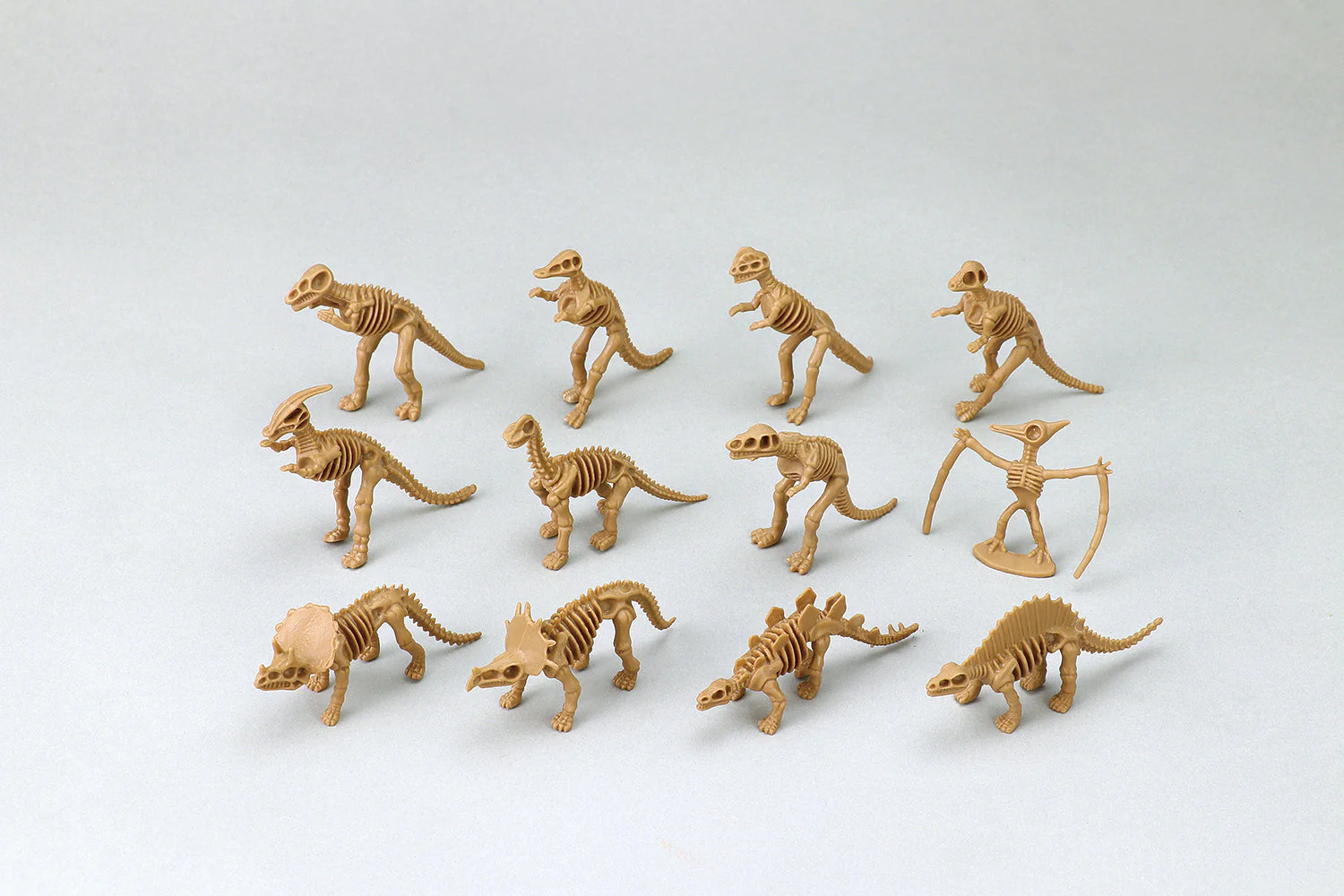 Contains 12 dinosaur skeleton figures - Image 3