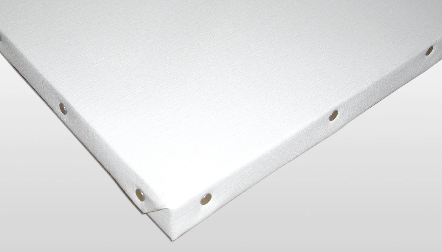 Crescent canvas (100% linen) F6