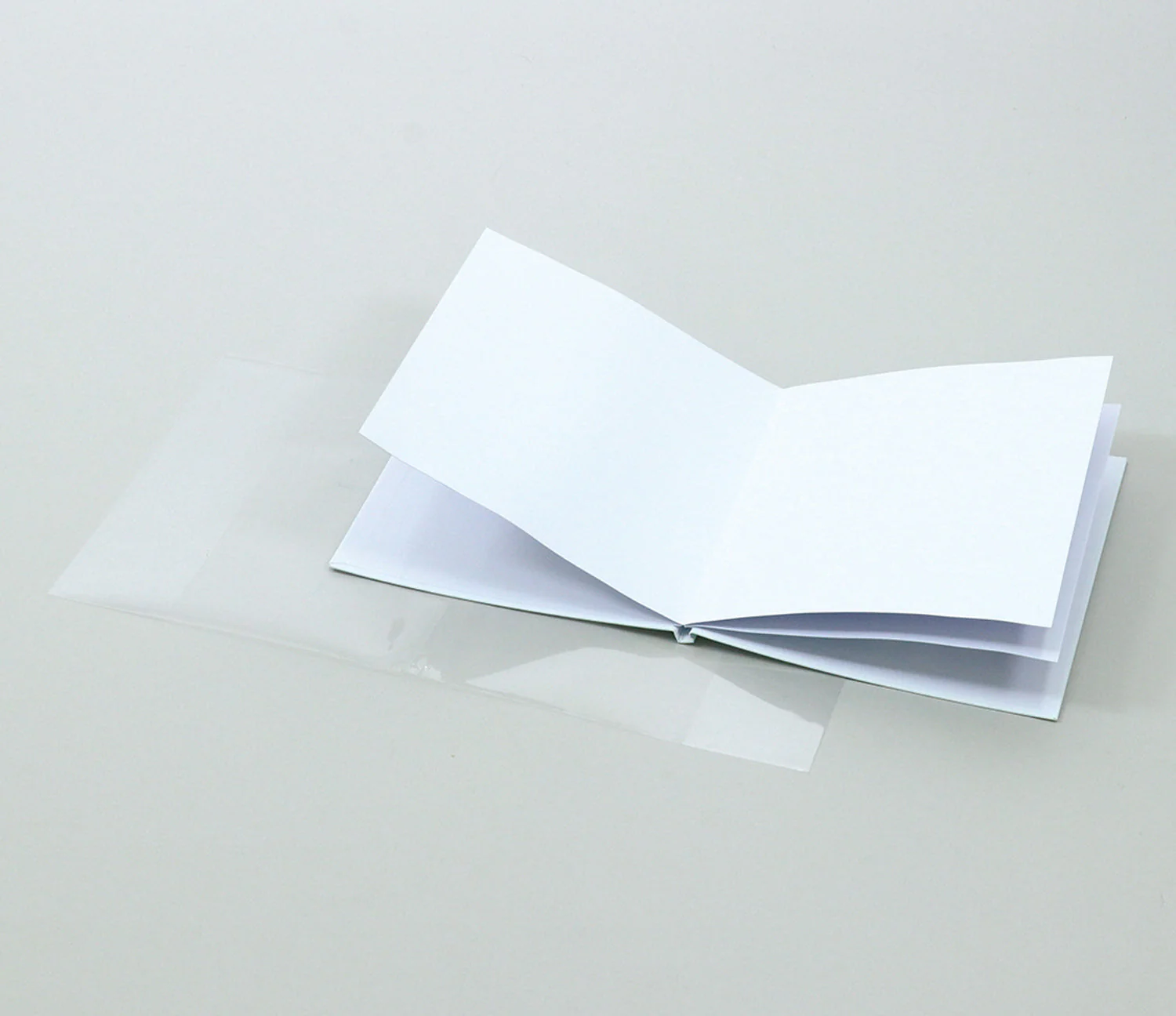 Easy picture book making (8 pages) - Image 2