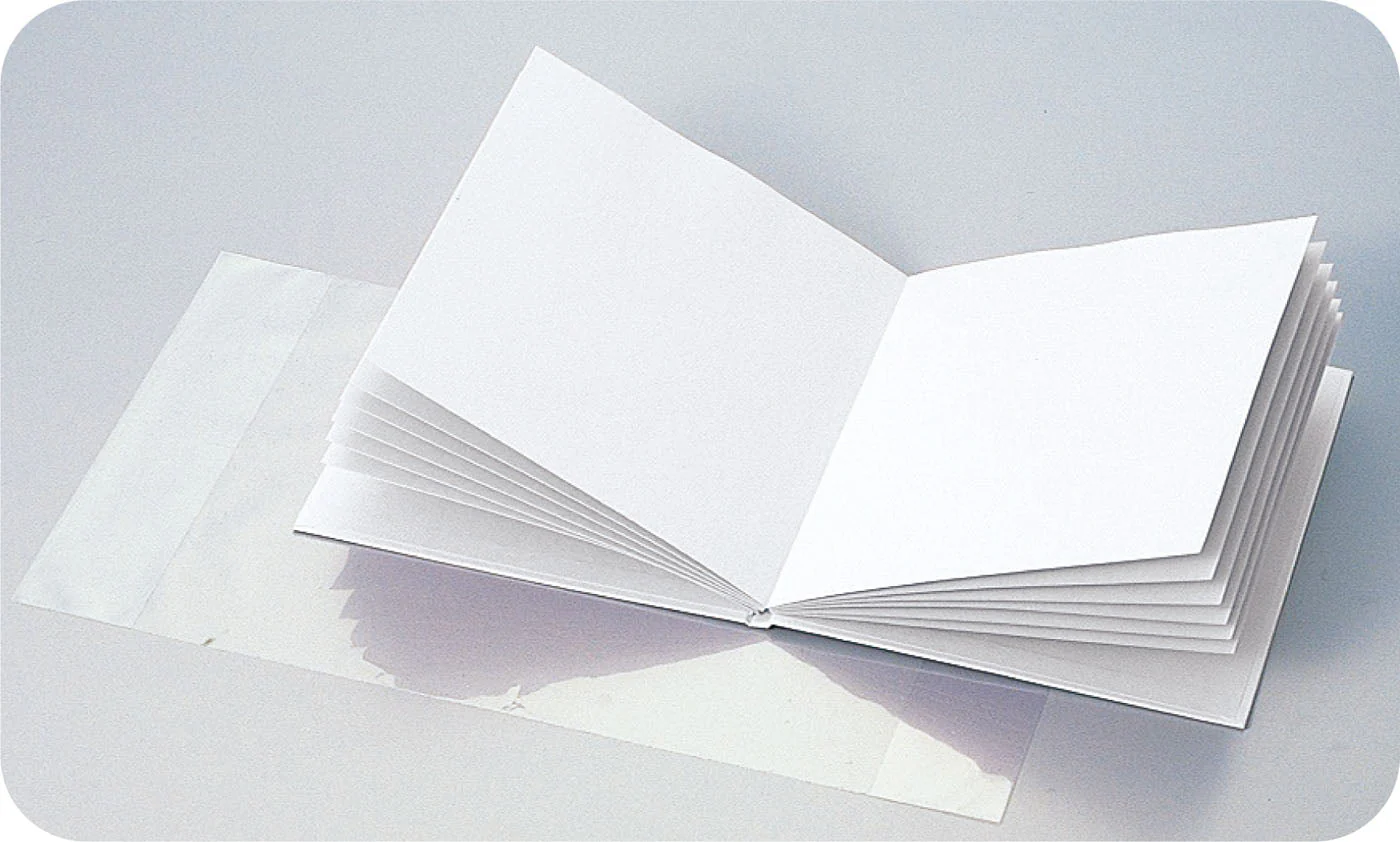 White art book square 20 - Image 2