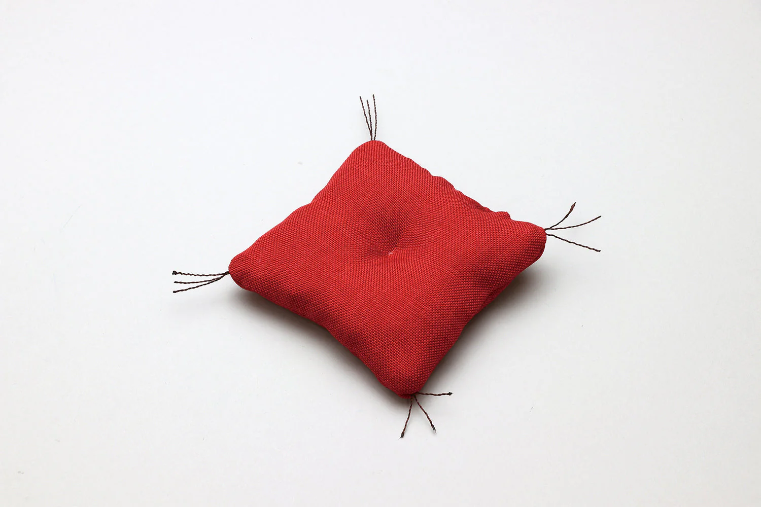 Mini cushion red