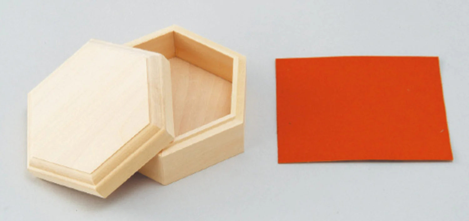 wooden carved hexagonal box - Image 3