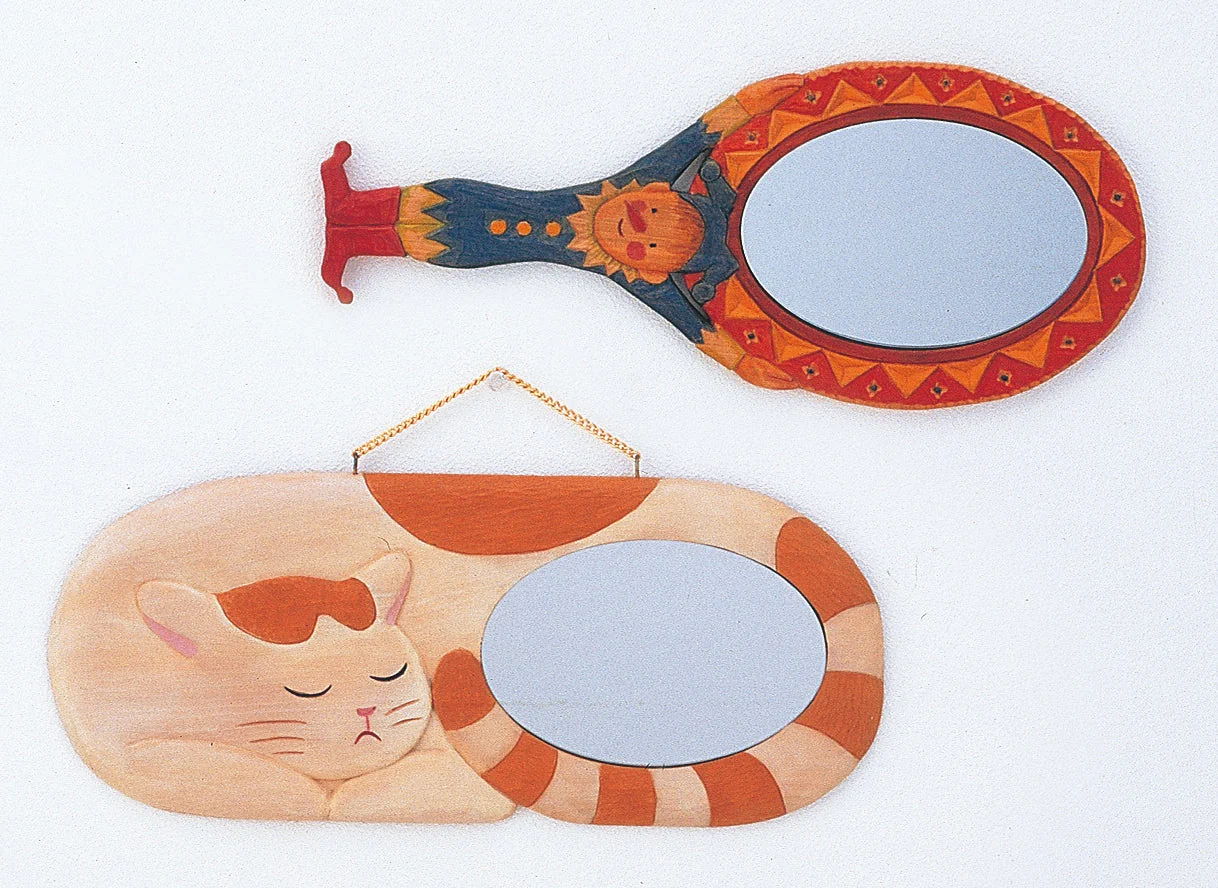 With wooden carved mirror (shina) mirror