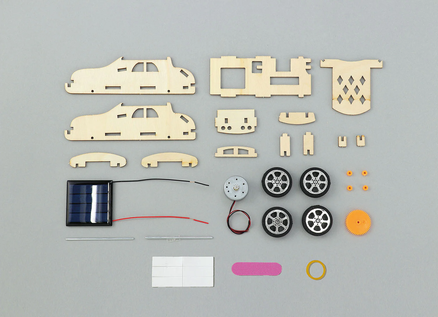 Wooden solar car assembly kit - Image 3