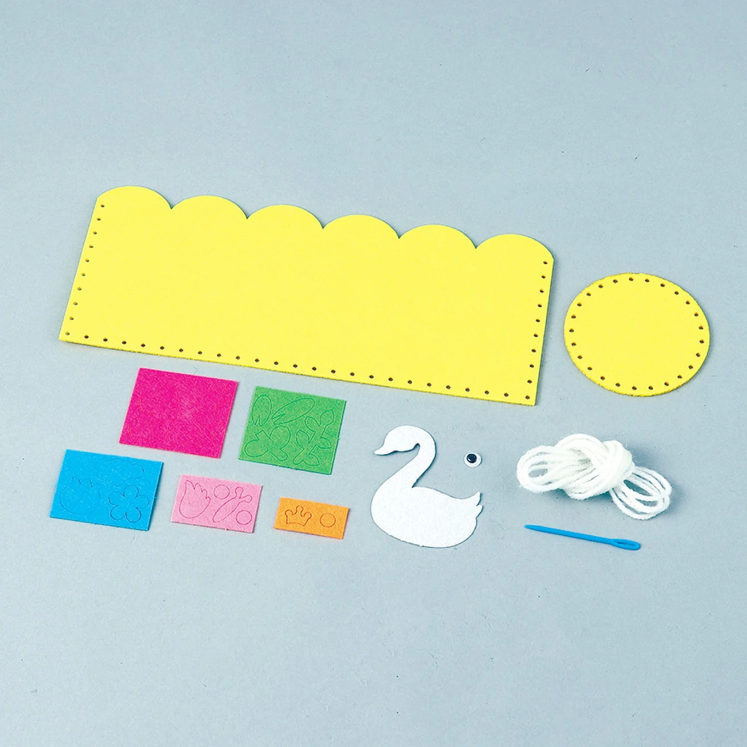 Handmade accessory case made from felt, yellow - Image 4