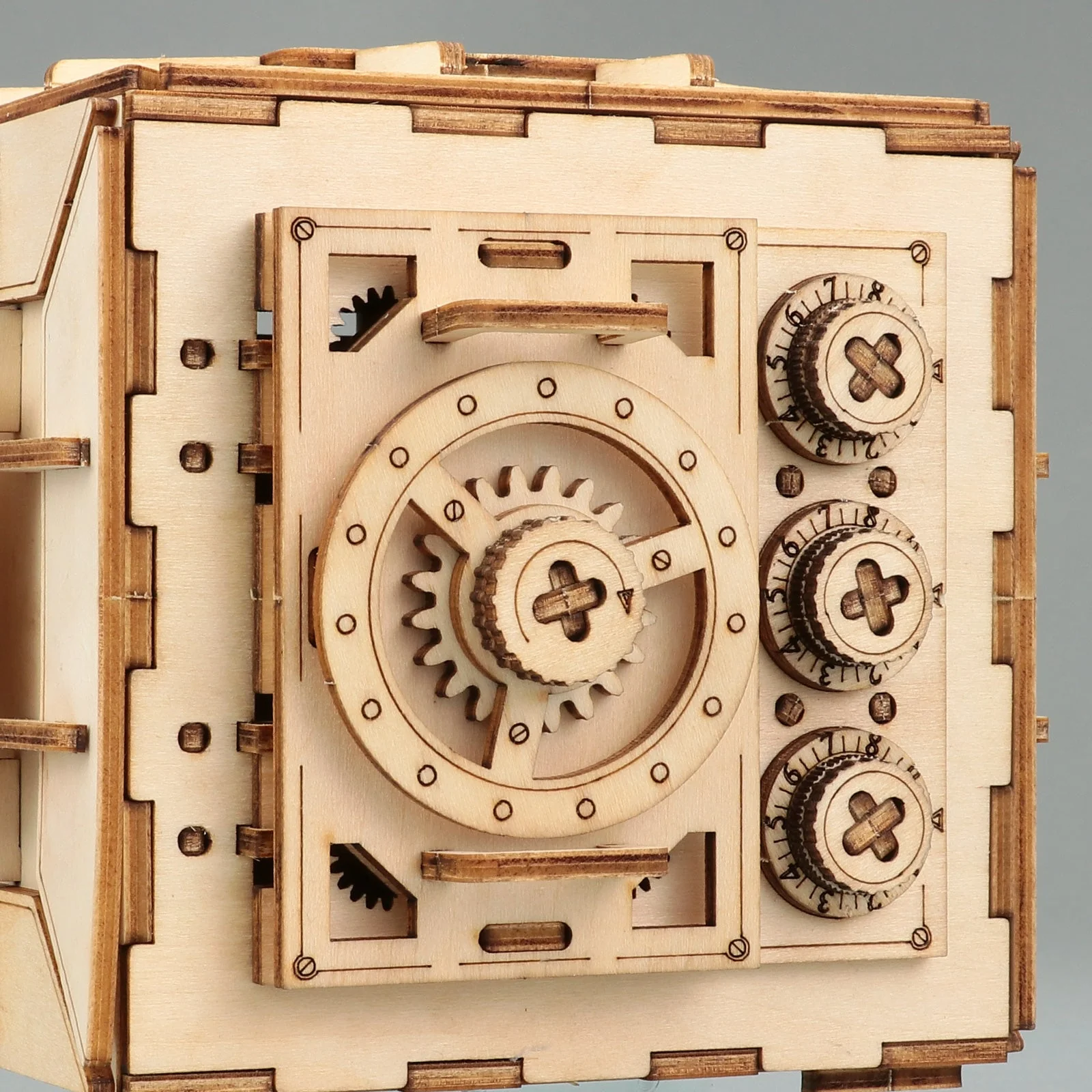 Wooden dial safe piggy bank craft kit - Image 8