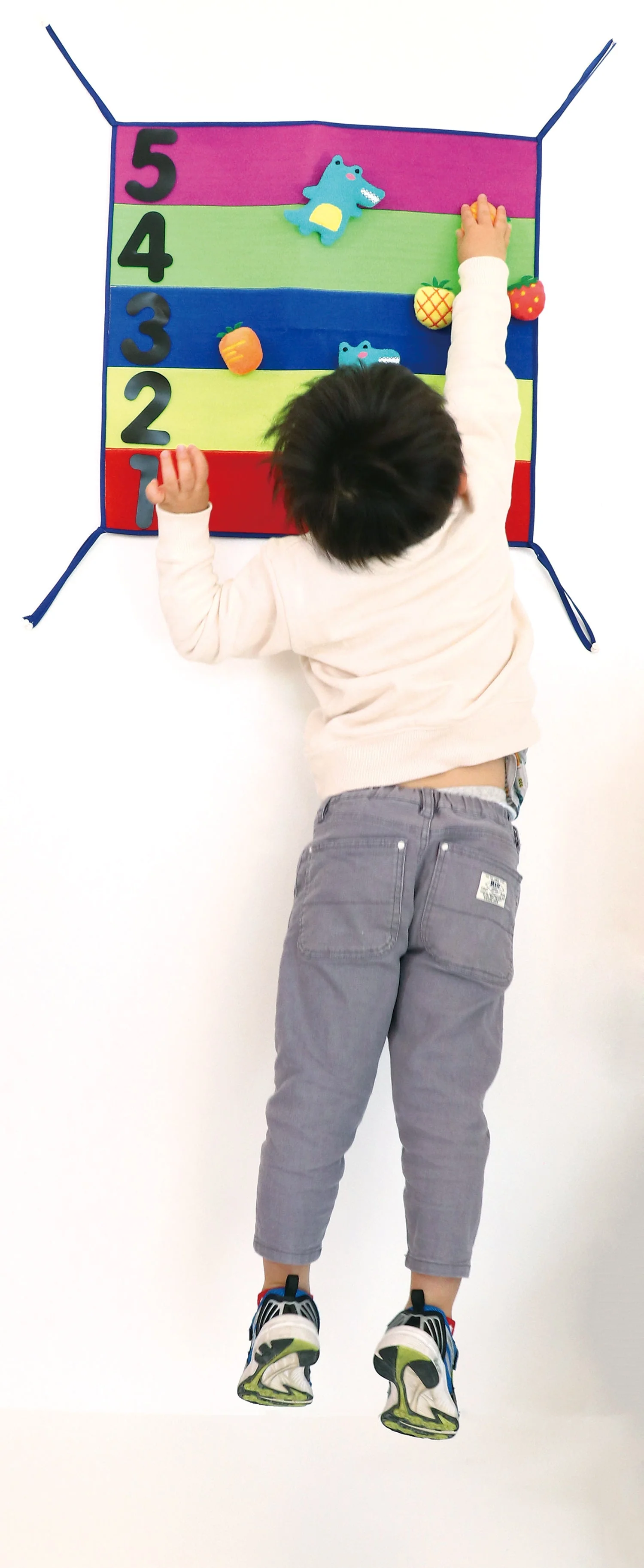 Jumping wall