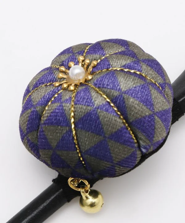 Kanzashi with a Japanese sweets Motif - Image 3