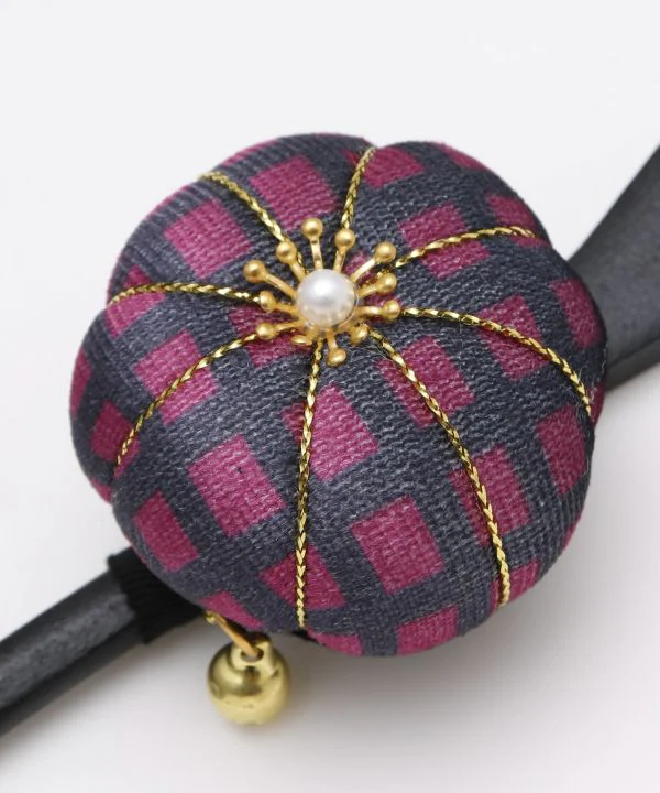 Kanzashi with a Japanese sweets Motif - Image 10