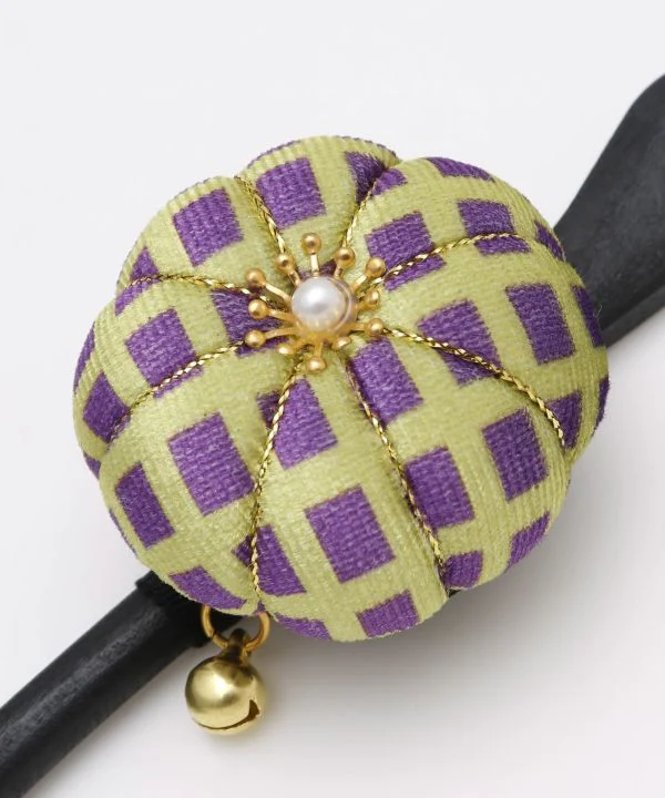 Kanzashi with a Japanese sweets Motif - Image 9