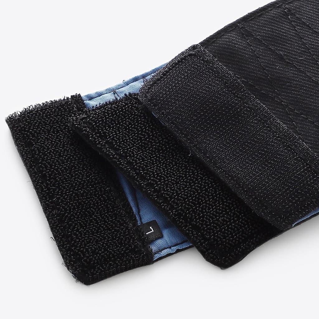 Tabi Maker's Tekkou (Tekou) Wrist Band (Velcro Fastener) (Black) - Image 3